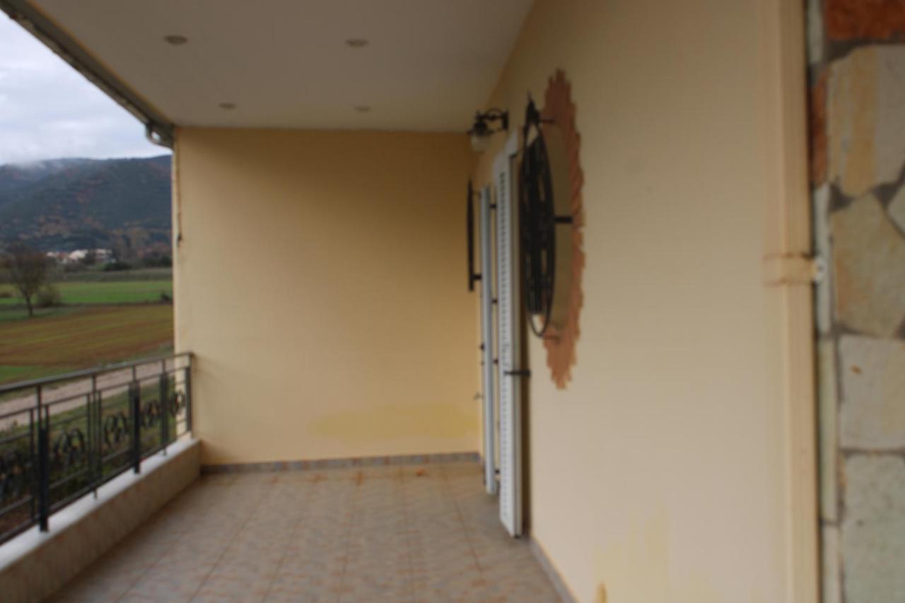 Valia Rooms Kalavryta Buitenkant foto