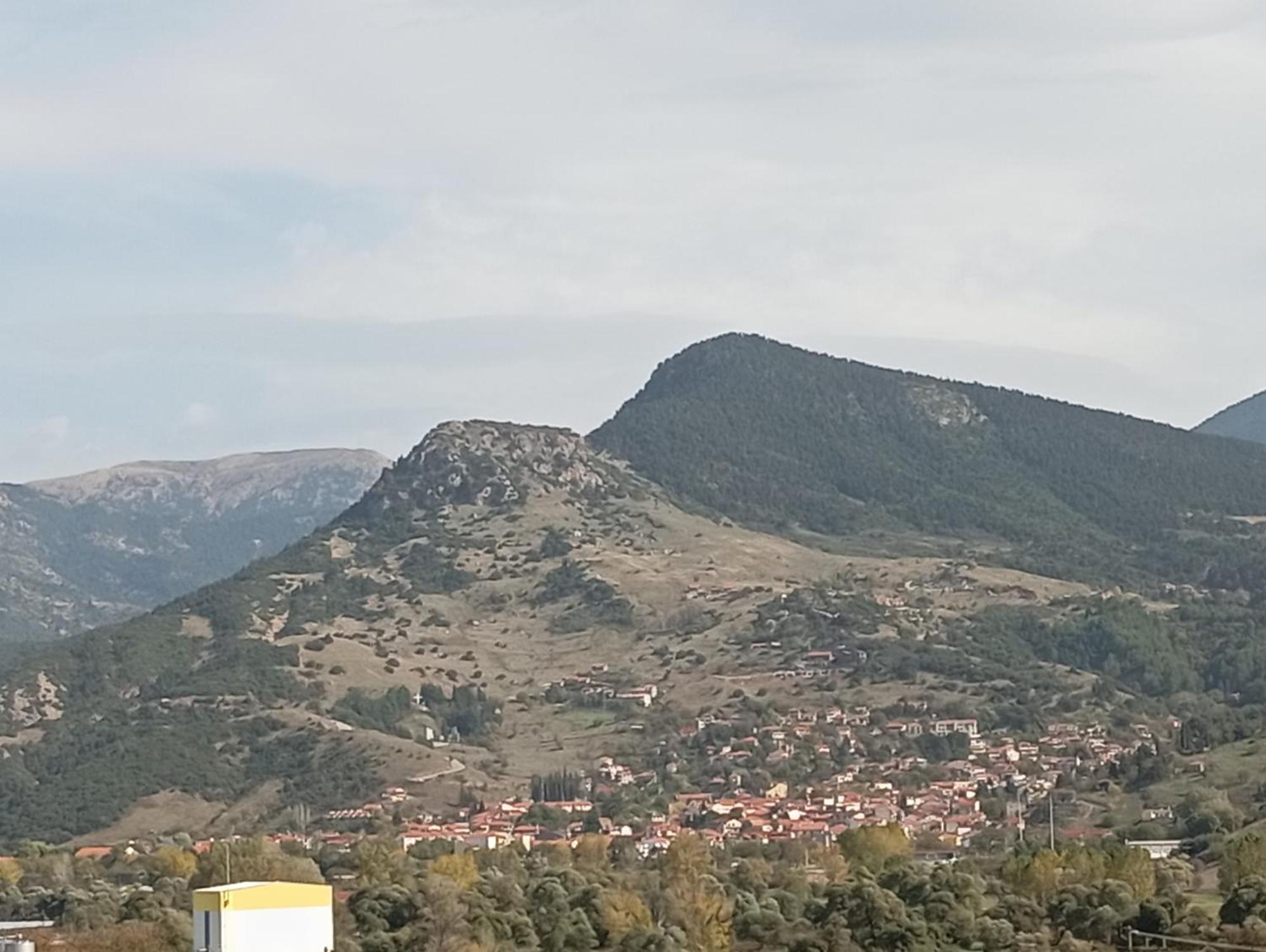 Valia Rooms Kalavryta Buitenkant foto