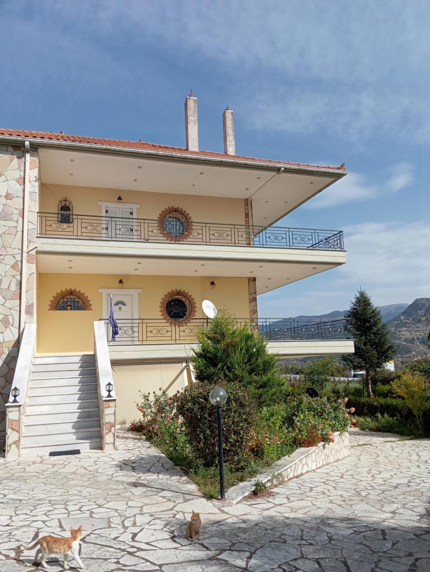 Valia Rooms Kalavryta Buitenkant foto