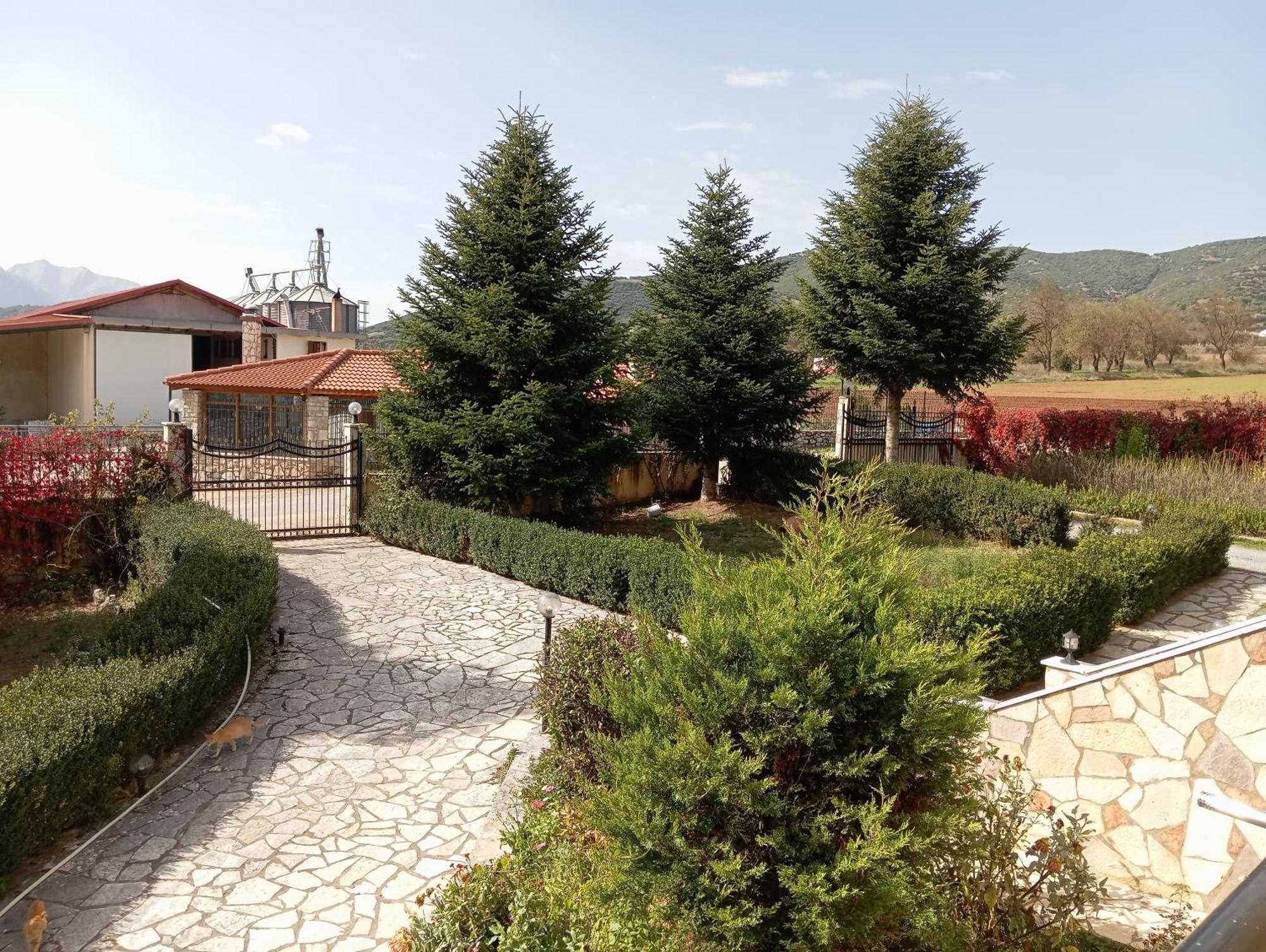 Valia Rooms Kalavryta Buitenkant foto