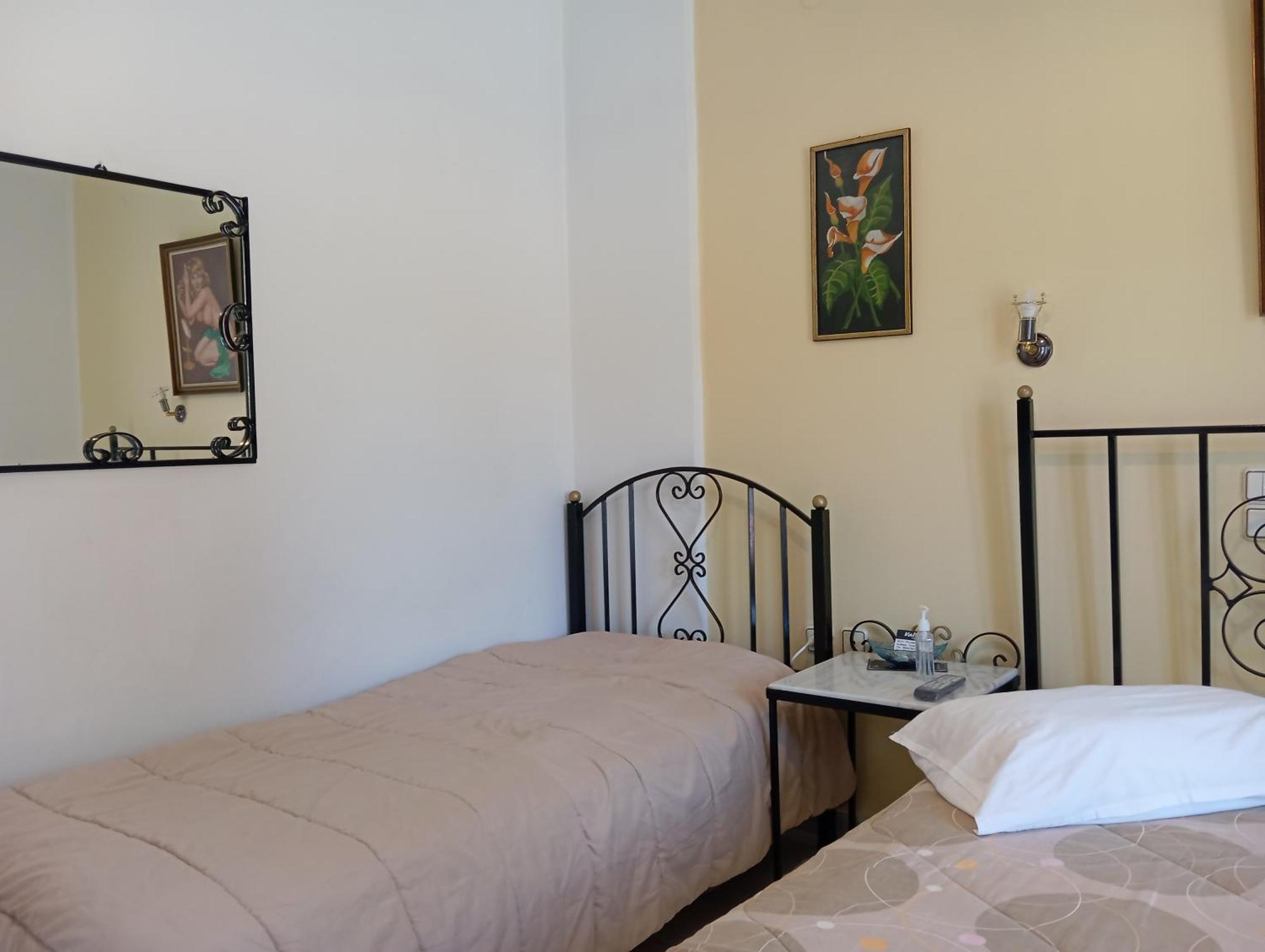 Valia Rooms Kalavryta Buitenkant foto