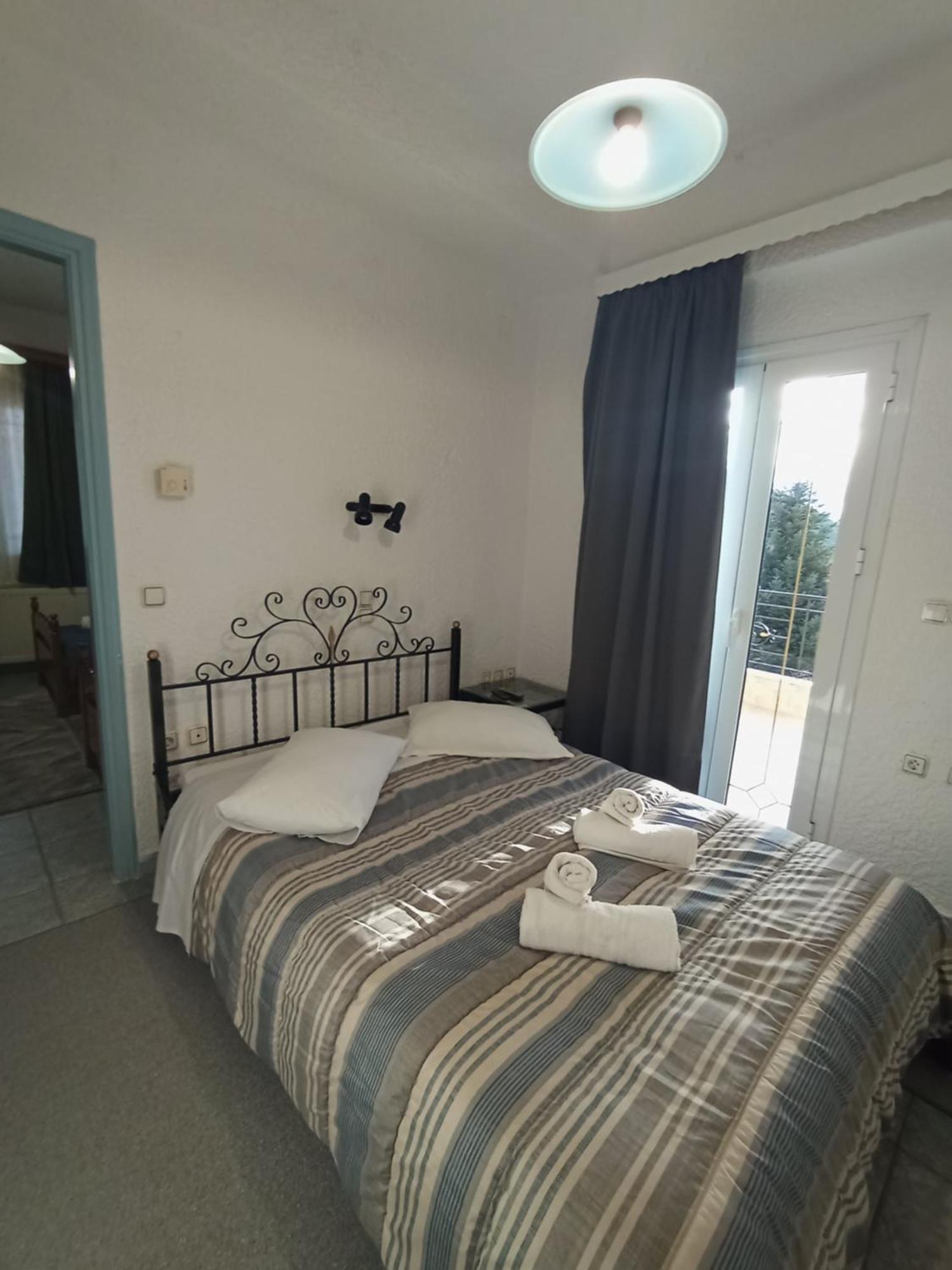 Valia Rooms Kalavryta Buitenkant foto