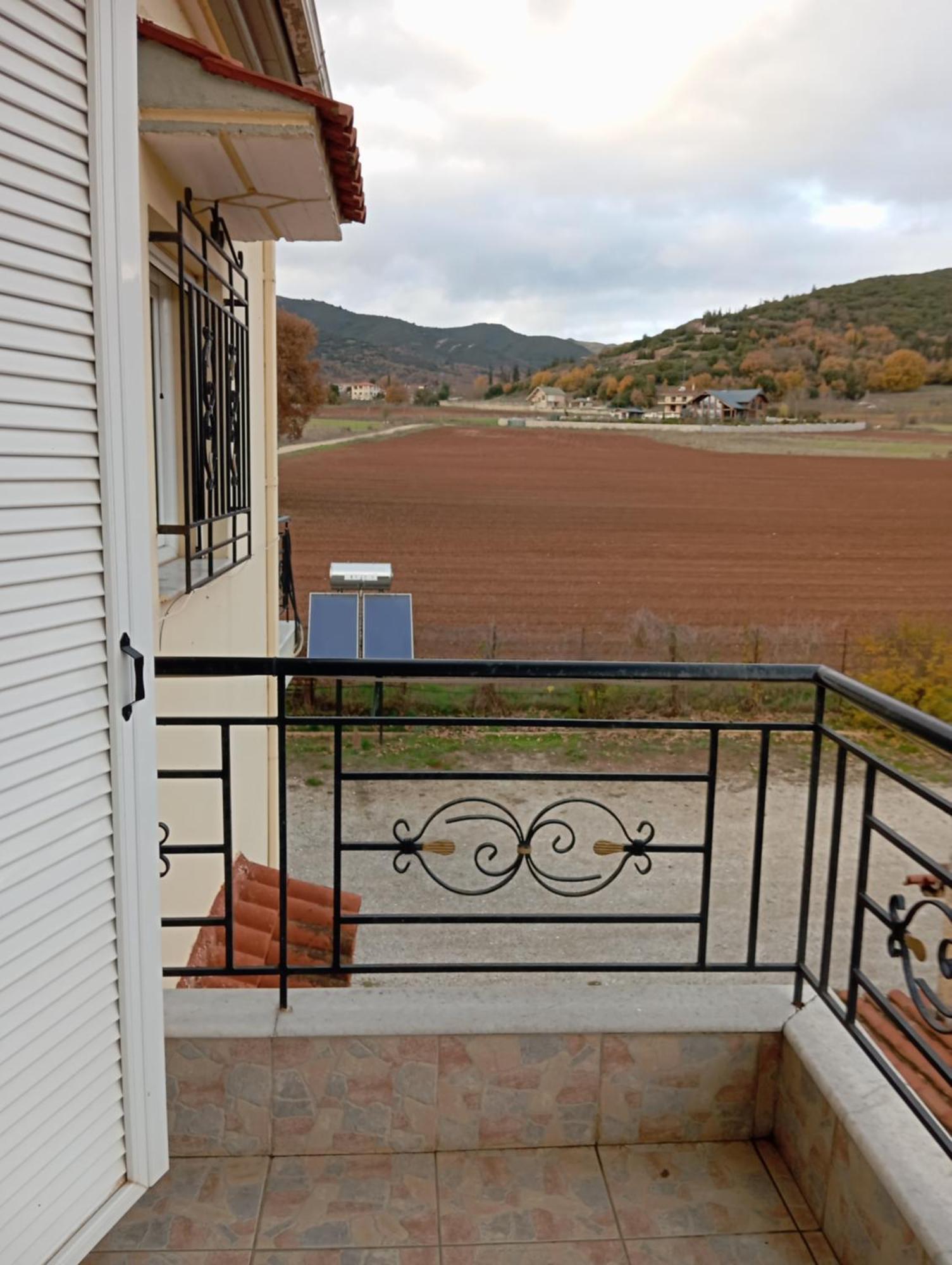 Valia Rooms Kalavryta Buitenkant foto