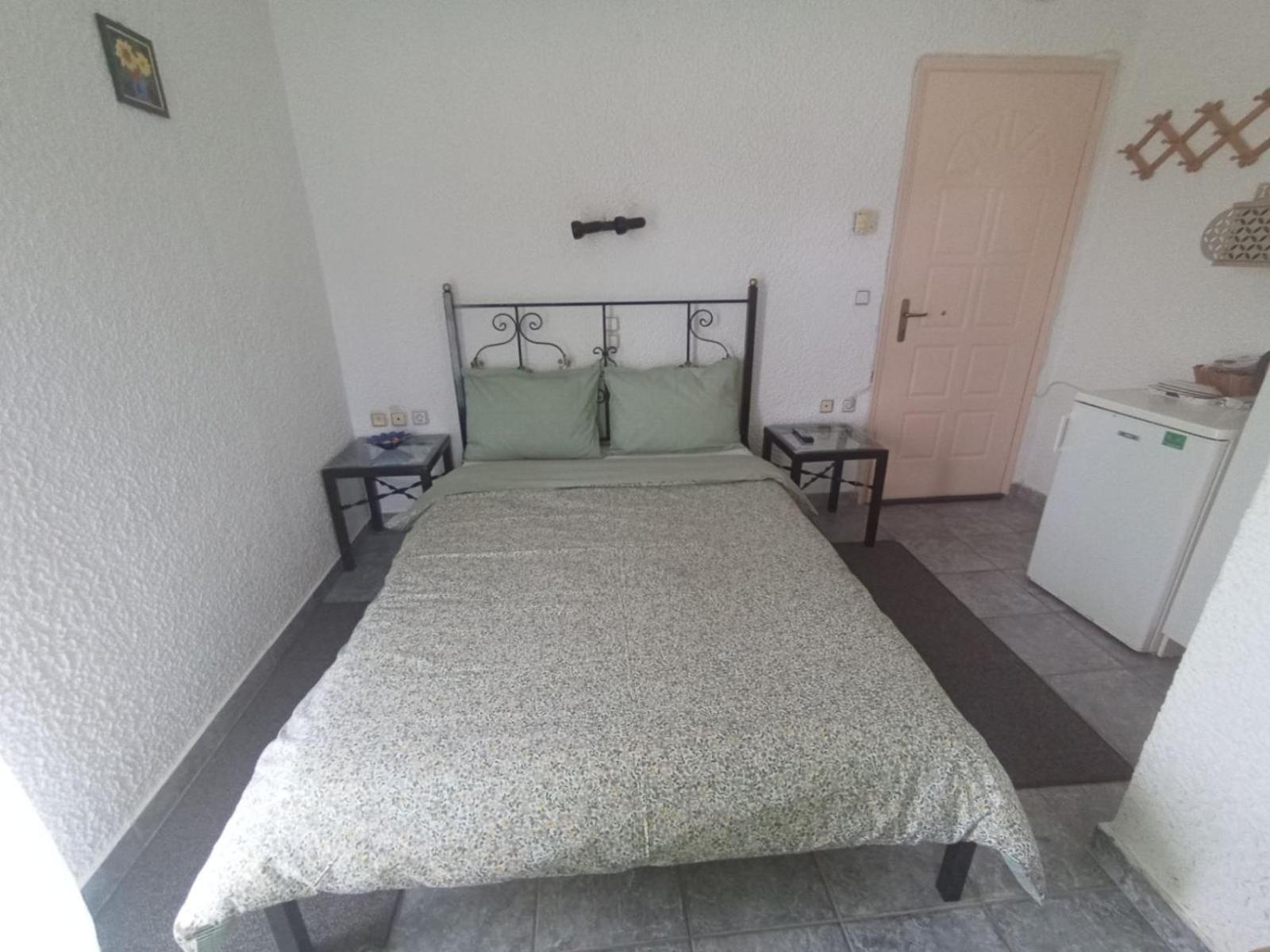 Valia Rooms Kalavryta Buitenkant foto